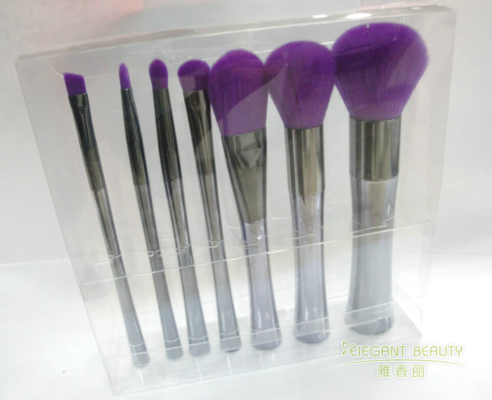 黄色视频一区在线套裝與色彩搭配：打造多彩妝容